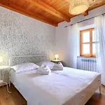 بيت للعطل Lucija By Interhome Koromačno