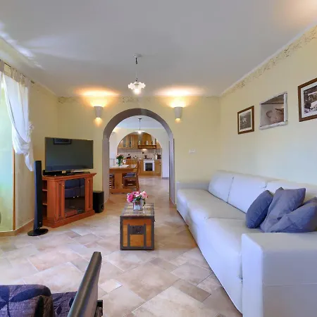 Lucija By Interhome *