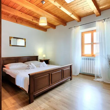 Dom wakacyjny Lucija By Interhome