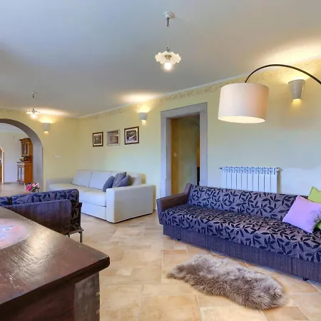 Vakantiehuis Lucija By Interhome Koromačno